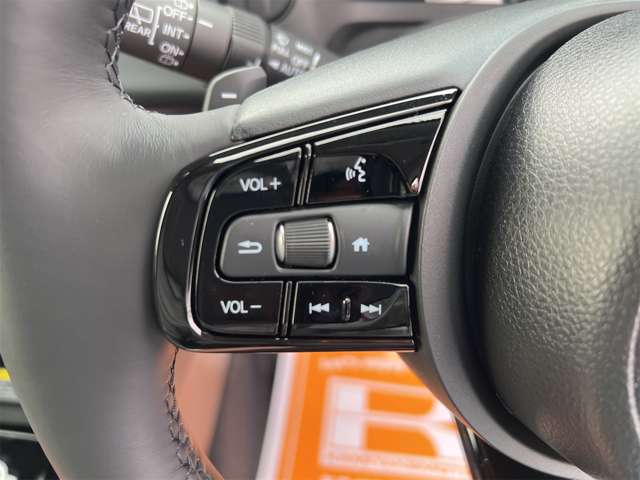 ホンダ ヴェゼル １．５ Ｅ：ＨＥＶ Ｚ R8年 (近畿) 99