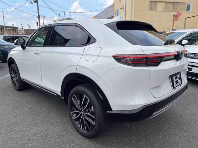 ホンダ ヴェゼル １．５ Ｅ：ＨＥＶ Ｚ R8年 (近畿) 99