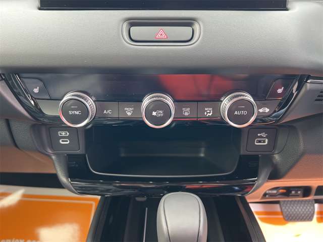 ホンダ ヴェゼル １．５ Ｅ：ＨＥＶ Ｚ R8年 (近畿) 99