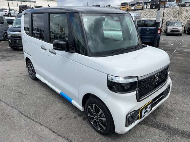 ホンダ Ｎ　ＢＯＸ カスタム ６６０ コーディネートスタイル ２トーン R7年 (近畿) 99
