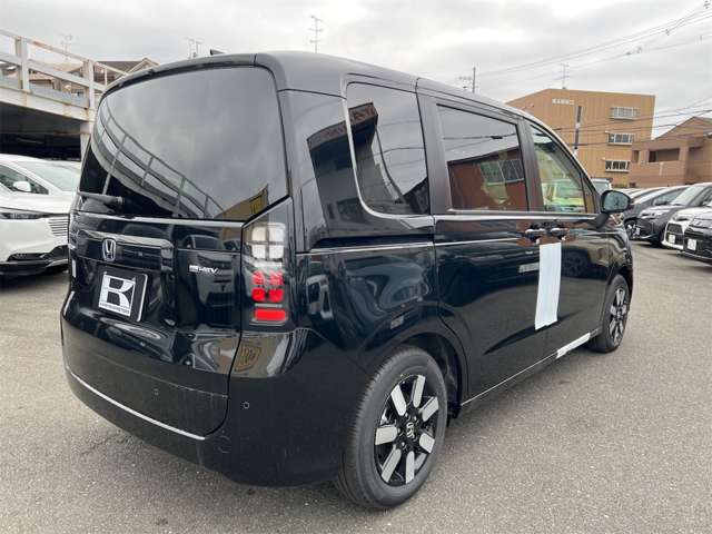 ホンダ フリード　ハイブリッド １．５ Ｅ：ＨＥＶ エアー ＥＸ R7年 (近畿) 99