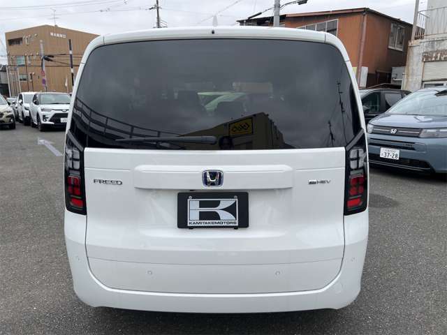ホンダ フリード　ハイブリッド １．５ Ｅ：ＨＥＶ エアー ＥＸ R8年 (近畿) 99