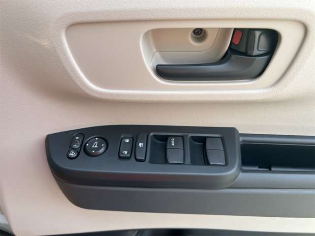 ホンダ Ｎ　ＢＯＸ ６６０ R7年 (近畿) 99