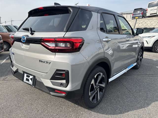 ダイハツ ロッキー １．２ プレミアム Ｇ ＨＥＶ R7年 (近畿) 99