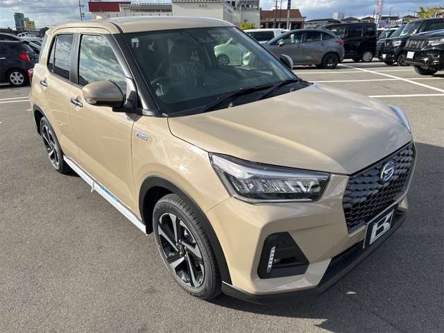 ダイハツ ロッキー １．２ プレミアム Ｇ ＨＥＶ R7年 (近畿) 99