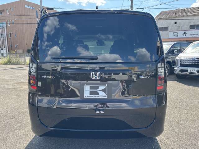 ホンダ フリード　ハイブリッド １．５ Ｅ：ＨＥＶ エアー ＥＸ R7年 (近畿) 99