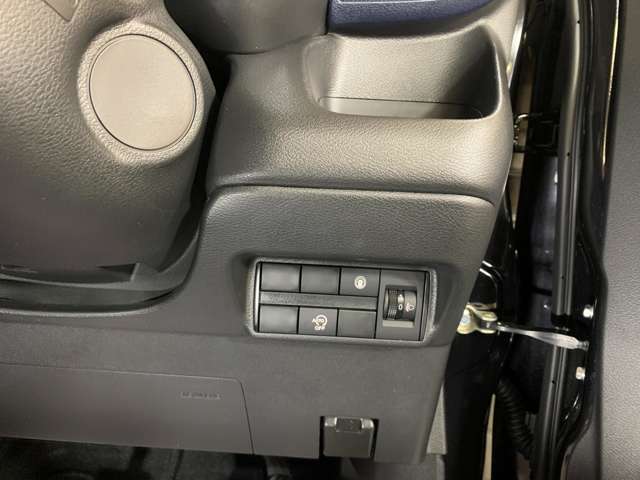 日産 デイズ ６６０ ハイウェイスターＧターボ R3年 (近畿) 99