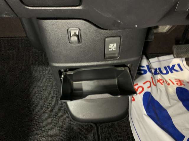 ホンダ Ｎ　ＢＯＸ カスタム ６６０ Ｇ Ｌ ホンダセンシング H29年 (近畿) 99