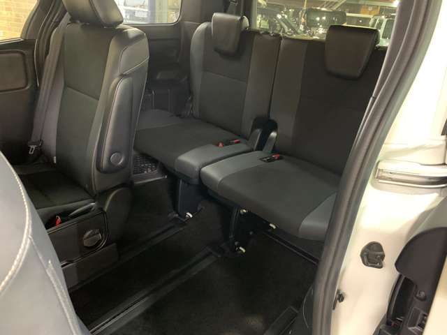 トヨタ ノア ２．０ ＳＩ ＷＸＢＩＩ R2年 (近畿) 99