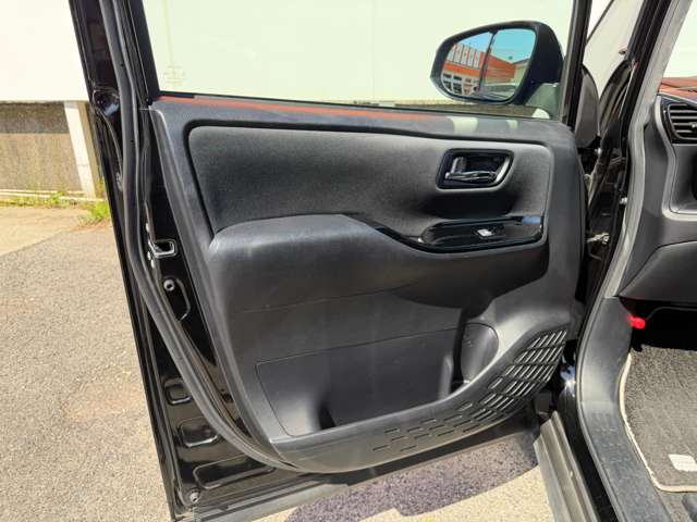 トヨタ ヴォクシー ２．０ ＺＳ H30年 (中国) 99