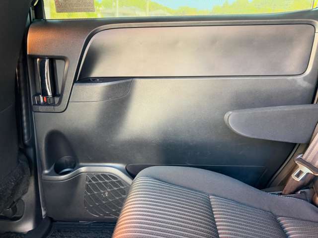 トヨタ ヴォクシー ２．０ ＺＳ H30年 (中国) 99
