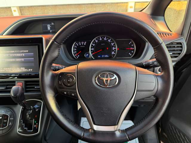 トヨタ ヴォクシー ２．０ ＺＳ 煌 H27年 (中国) 99