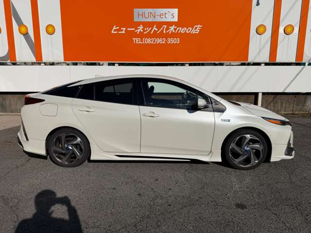 トヨタ プリウスＰＨＶ １．８ Ｓ ナビパッケージ セーフティ プラス H30年 (中国) 99