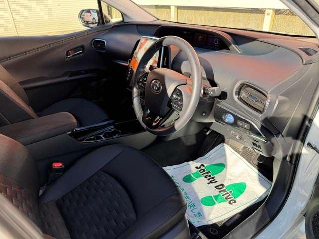 トヨタ プリウスＰＨＶ １．８ Ｓ ナビパッケージ セーフティ プラス H30年 (中国) 99