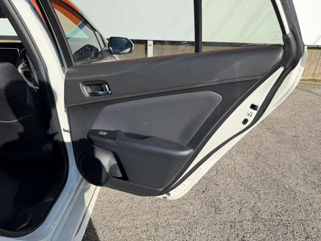 トヨタ プリウスＰＨＶ １．８ Ｓ ナビパッケージ セーフティ プラス H30年 (中国) 99