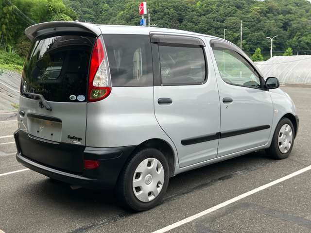 トヨタ ファンカーゴ １．３ Ｘ H17年 (中国) 99
