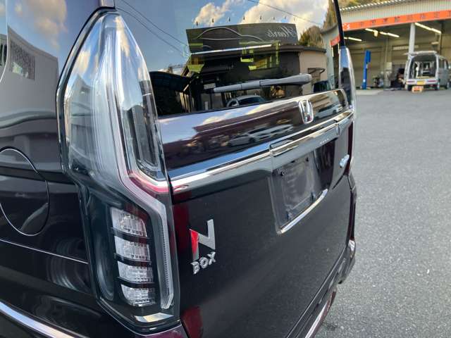 ホンダ Ｎ　ＢＯＸ カスタム ６６０ Ｇ Ｌ ホンダセンシング H30年 (中国) 99