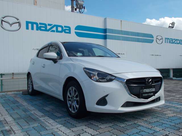 マツダ デミオ １．３ １３Ｓ ノーブル クリムゾン H29年 (中国) 99