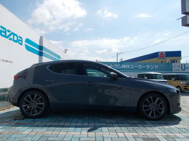 マツダ ＭＡＺＤＡ３　ファストバック １．８ ＸＤ バーガンディ セレクション ディーゼルターボ R1年 (中国) 99