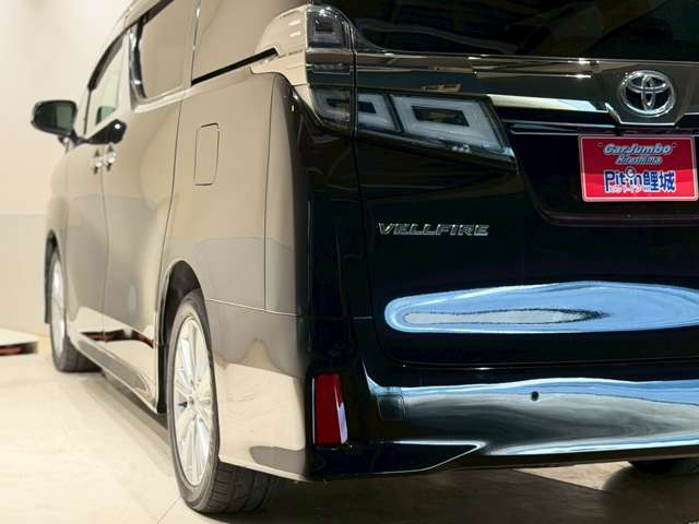 トヨタ ヴェルファイア ２．５ Ｚ R1年 (中国) 99