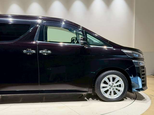 トヨタ ヴェルファイア ２．５ Ｚ R1年 (中国) 99