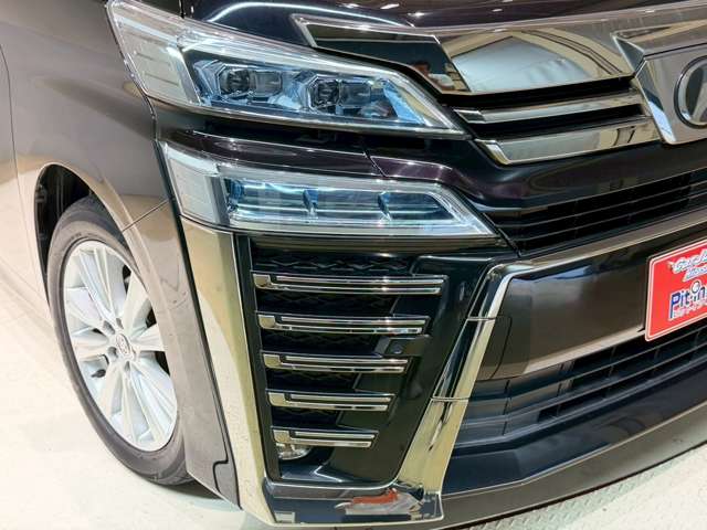 トヨタ ヴェルファイア ２．５ Ｚ R1年 (中国) 99