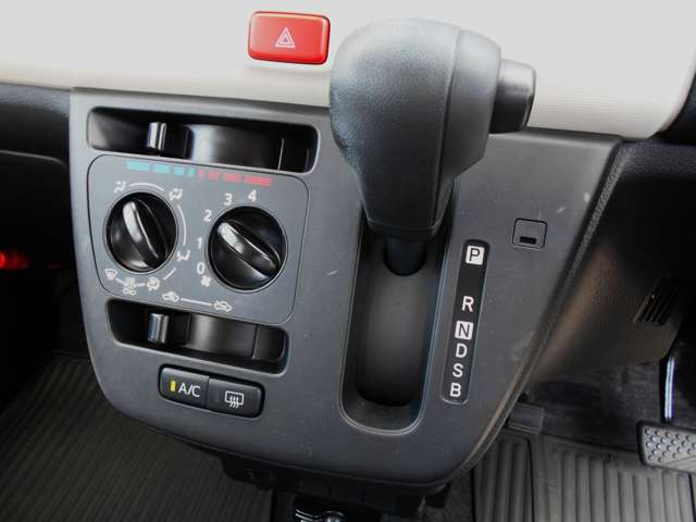 ダイハツ ミラ　トコット ６６０ Ｌ ＳＡＩＩＩ R1年 (中国) 99
