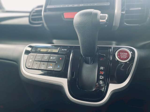ホンダ Ｎ　ＢＯＸ ６６０ カスタムＧ ターボＡパッケージ H25年 (中国) 99