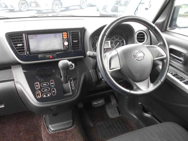 日産 デイズ　ルークス ６６０ ハイウェイスターＸ H28年 (中国) 99