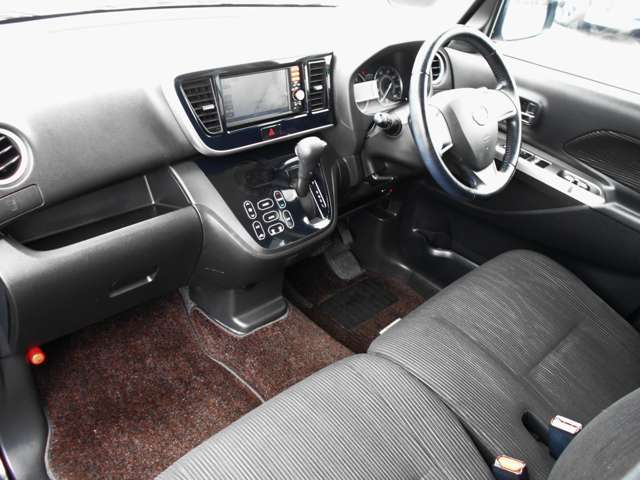 日産 デイズ　ルークス ６６０ ハイウェイスターＸ H28年 (中国) 99