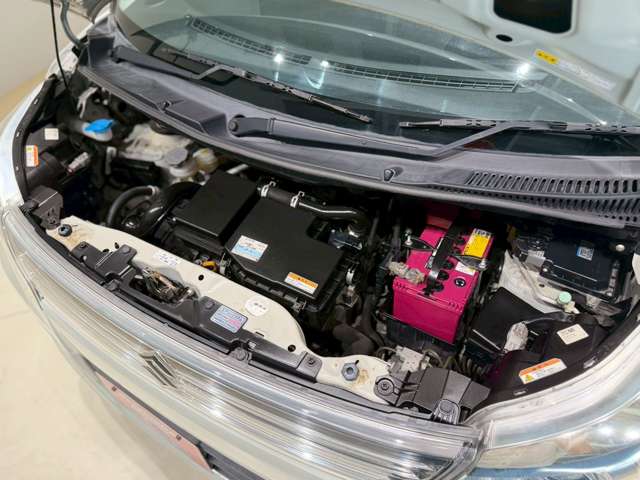 スズキ スペーシア ６６０ カスタム ＸＳ H26年 (中国) 99