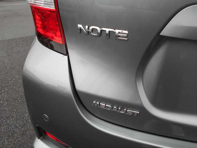 日産 ノート １．２ Ｅ－ＰＯＷＥＲ メダリスト H29年 (中国) 99