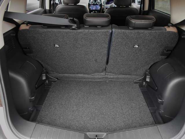 日産 ノート １．２ Ｅ－ＰＯＷＥＲ メダリスト H29年 (中国) 99