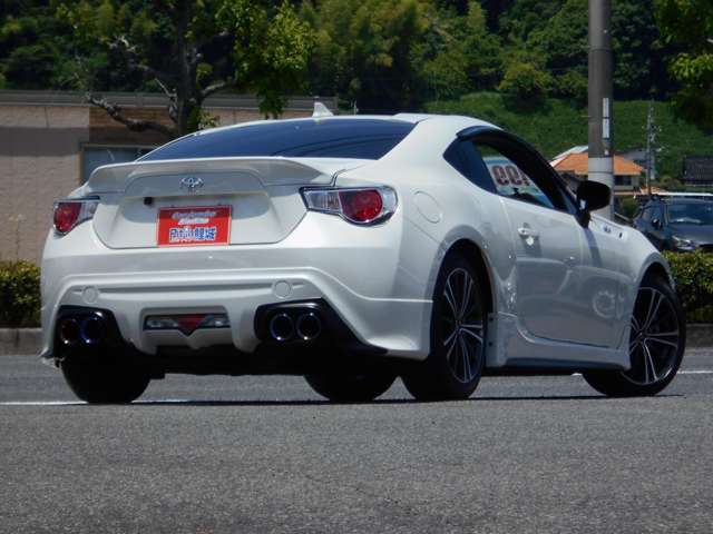 トヨタ ８６ ２．０ ＧＴ H27年 (中国) 99
