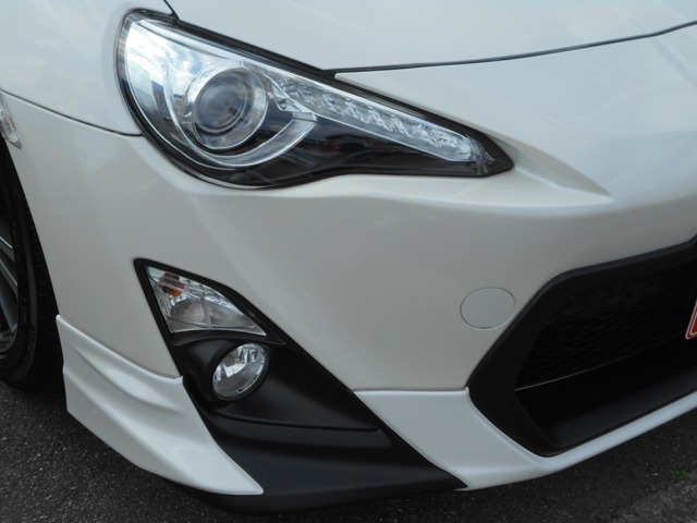 トヨタ ８６ ２．０ ＧＴ H27年 (中国) 99