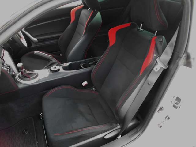 トヨタ ８６ ２．０ ＧＴ H27年 (中国) 99