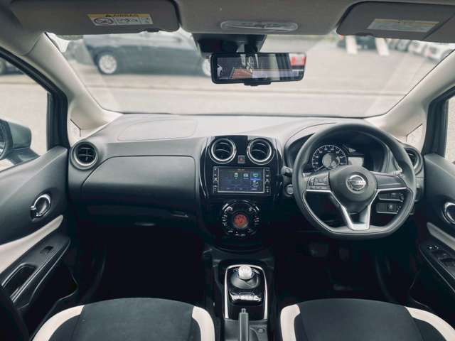 日産 ノート １．２ Ｅ－ＰＯＷＥＲ Ｘ R1年 (中国) 99