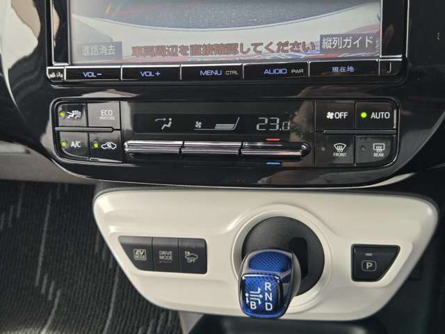 トヨタ プリウス １．８ Ｓ ツーリングセレクション H29年 (中国) 99