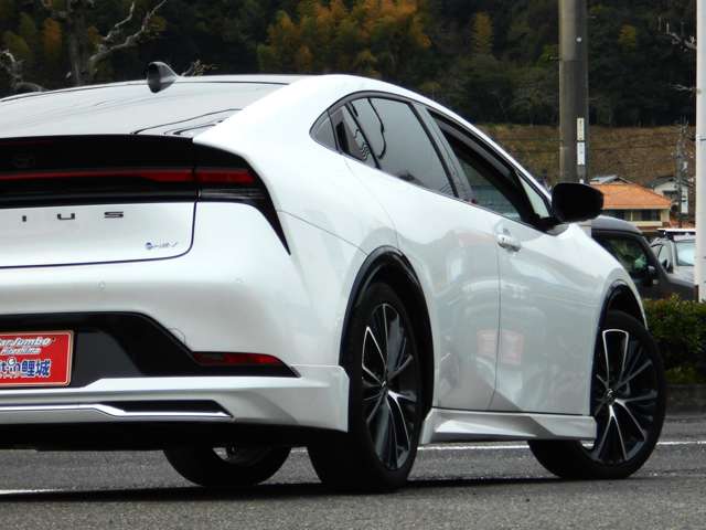 トヨタ プリウス ２．０ Ｚ R6年 (中国) 99