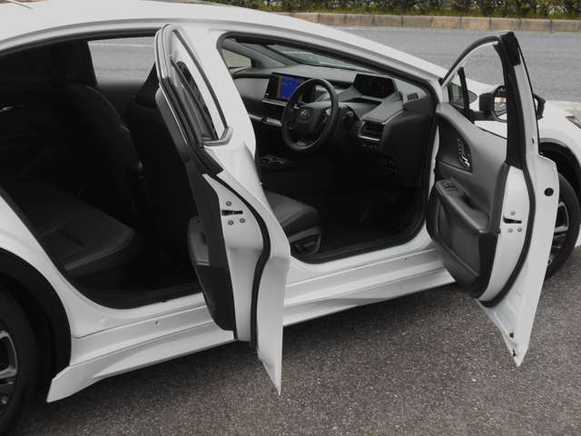 トヨタ プリウス ２．０ Ｚ R6年 (中国) 99