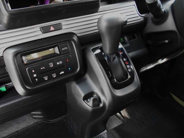 ホンダ Ｎ−ＶＡＮ ６６０ ＋スタイル ファン ターボ R4年 (中国) 99