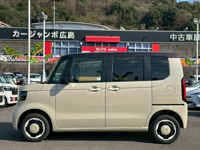 ホンダ Ｎ　ＢＯＸ ６６０ ファッションスタイル ２トーン ４ＷＤ R7年 (中国) 99