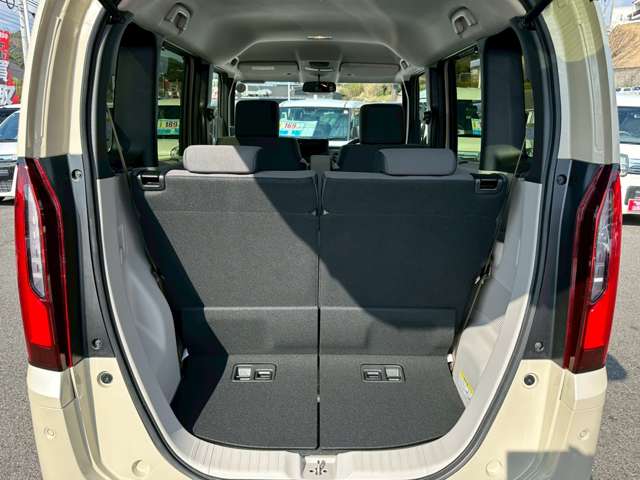 ホンダ Ｎ　ＢＯＸ ６６０ ファッションスタイル ２トーン ４ＷＤ R7年 (中国) 99