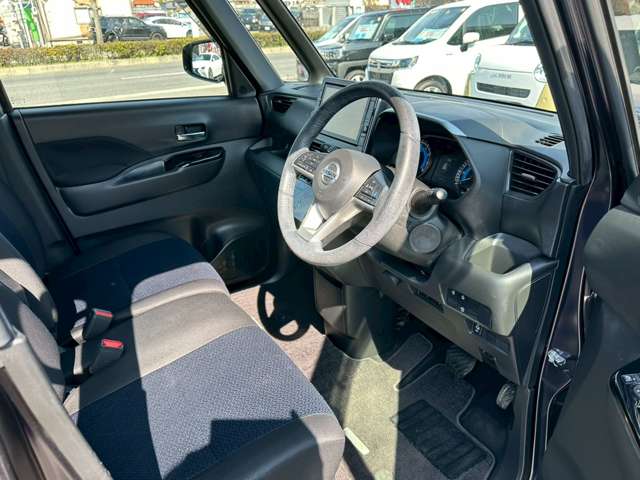 日産 ルークス ６６０ ハイウェイスターＧターボ プロパイロット エディション R3年 (中国) 99