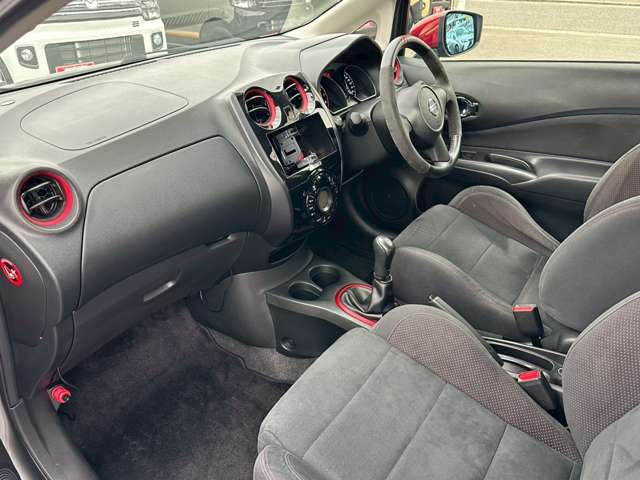 日産 ノート １．６ ＮＩＳＭＯ Ｓ H27年 (中国) 99
