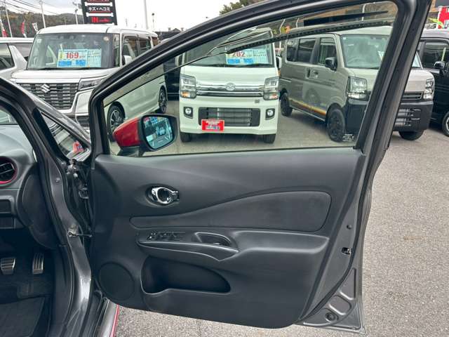 日産 ノート １．６ ＮＩＳＭＯ Ｓ H27年 (中国) 99