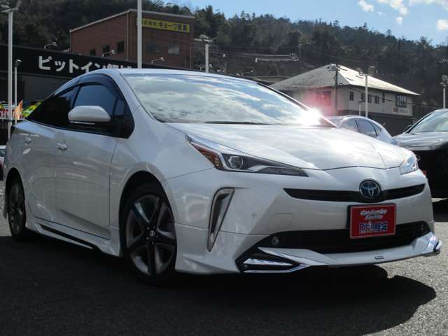 トヨタ プリウス １．８ Ａ ツーリングセレクション R2年 (中国) 99