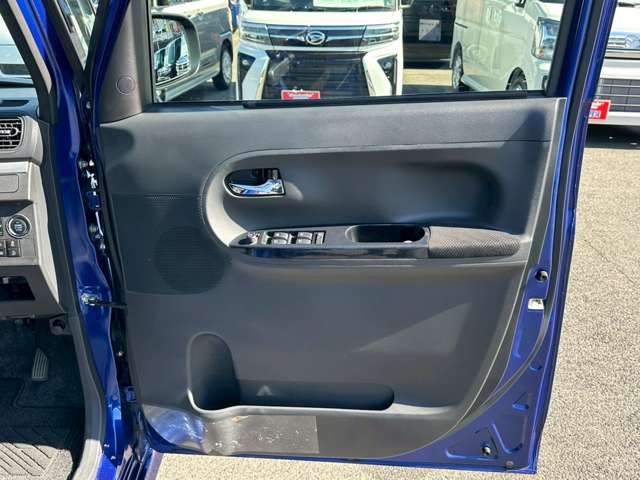 ダイハツ タント ６６０ カスタム Ｘ トップエディション ＳＡＩＩＩ H28年 (中国) 99