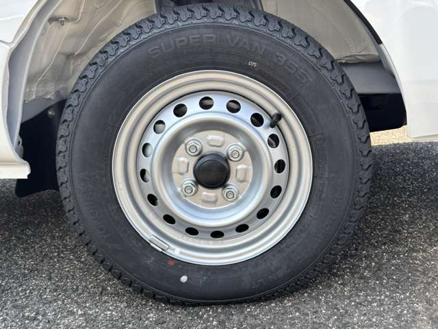 ダイハツ ハイゼットトラック ６６０ スタンダード 農用スペシャル ３方開 ４ＷＤ R8年 (四国) 99