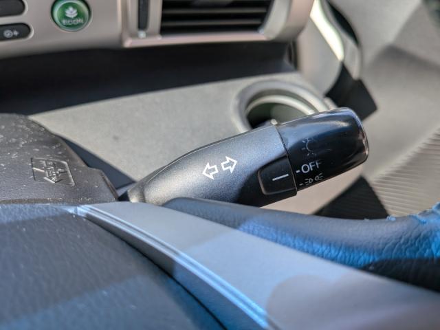 ホンダ フリード　ハイブリッド １．５ ＨＹＢＲＩＤ 後席モニター 両側電動 H24年 (四国) 99